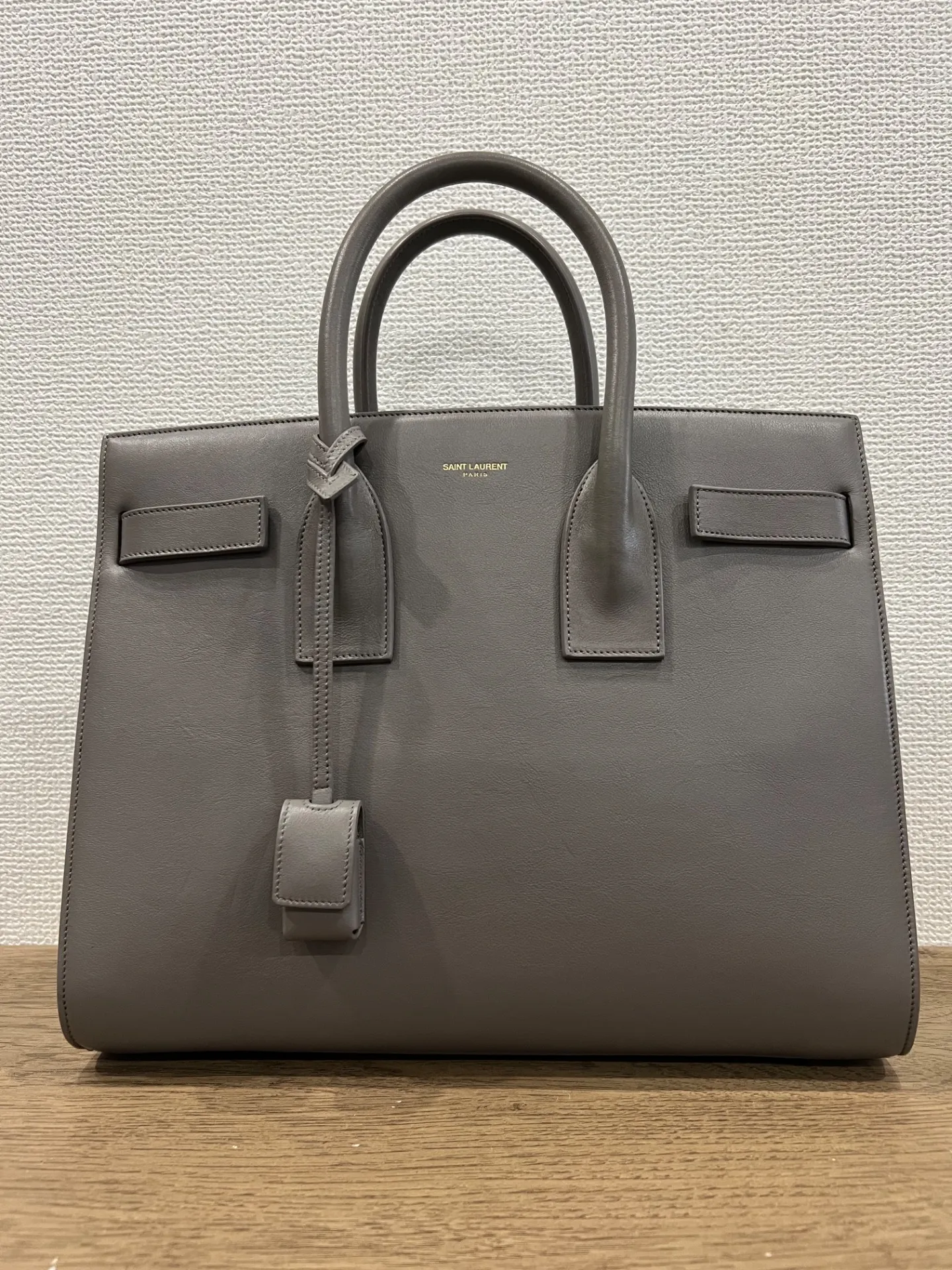サンローラン「サックドジュールナノ」ハンドバッグをお買取いたしました